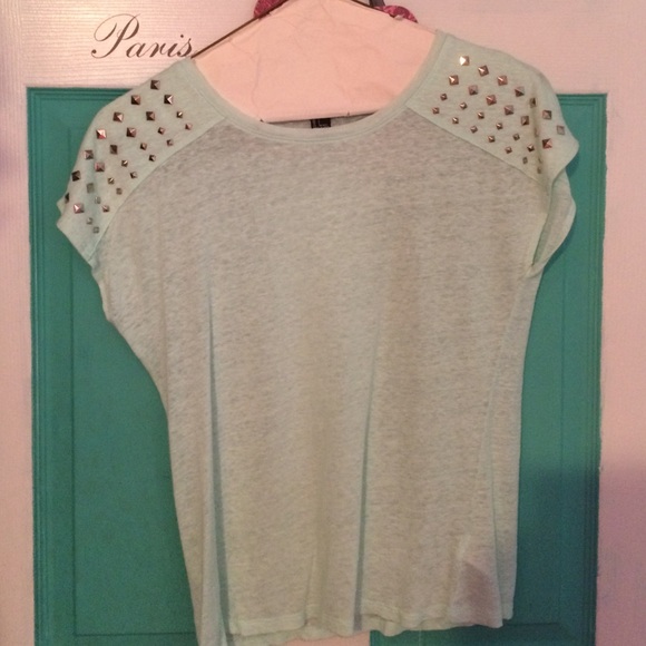 Blue shirt with spikes