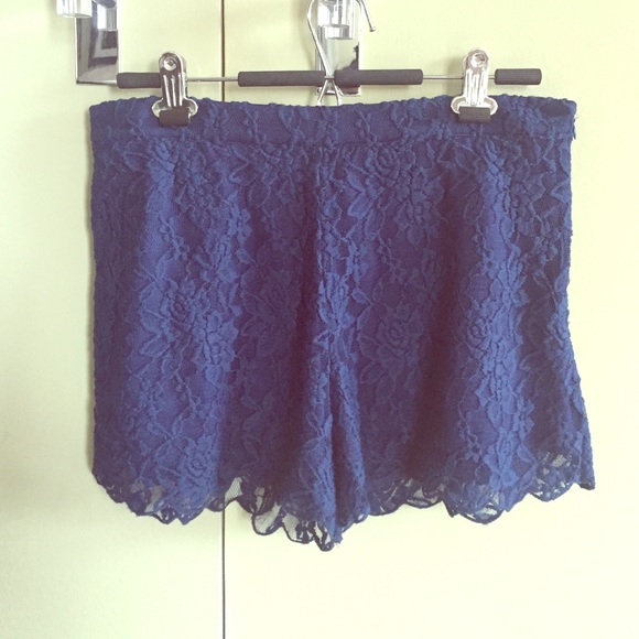 Forever21 deep blue lace shorts