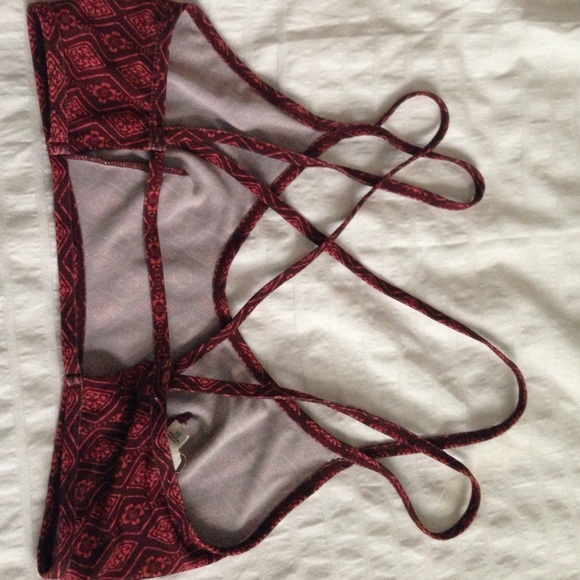 Urban outfitters bralette red pattern strappy back - Picture 2 of 3