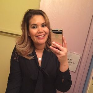 Meet your Posher, Karina