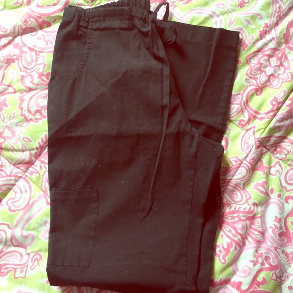 XS Peaches scrub pants