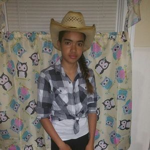 Meet your Posher, Milleaniz