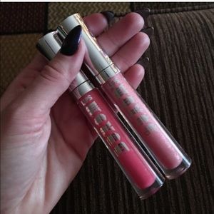 Buxom Lip Gloss- APRIL