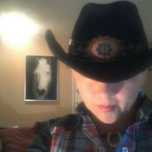 Meet your Posher, Yolanda