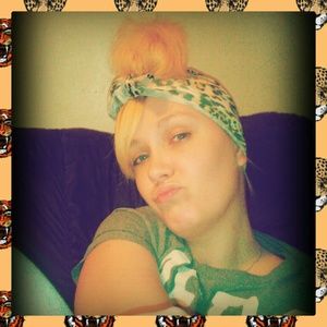 Meet your Posher, Tabatha