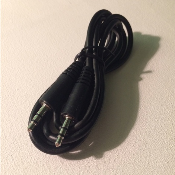 BRAND NEW AUX Cord
