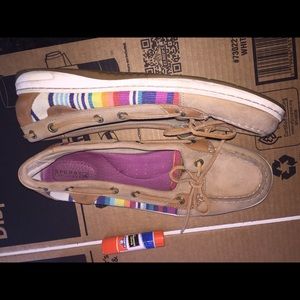 Women's 10 sperrys