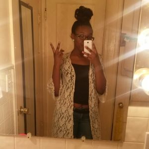 Meet your Posher, Ambitious