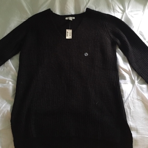Black Aeropostale sweater