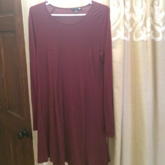 SOLD Maroon Long Sleeves Soft dress