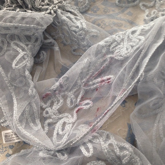 Scarf/wrap - Picture 2 of 2