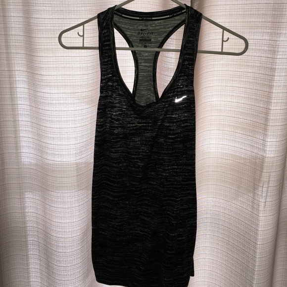 Nike workout tank