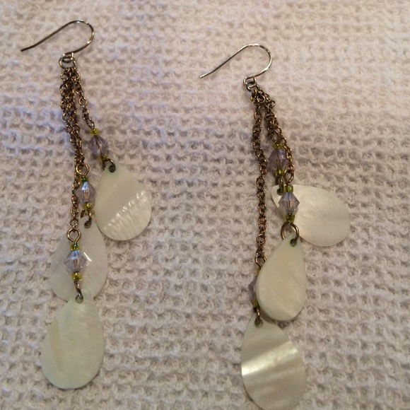 Earrings w white accent