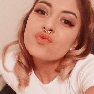 Meet your Posher, Sonia