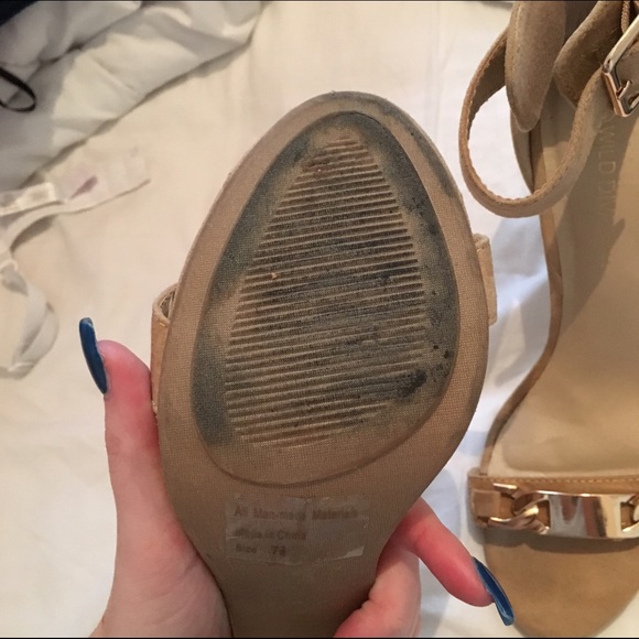 Nude heels - Picture 3 of 3