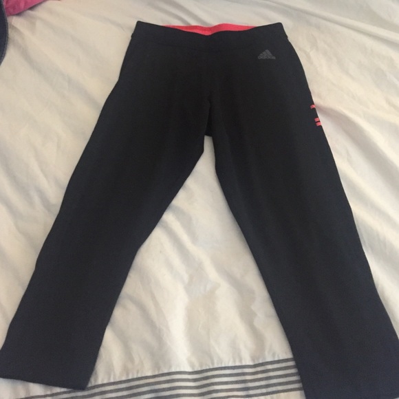 Adidas Crop Leggings - Picture 3 of 4