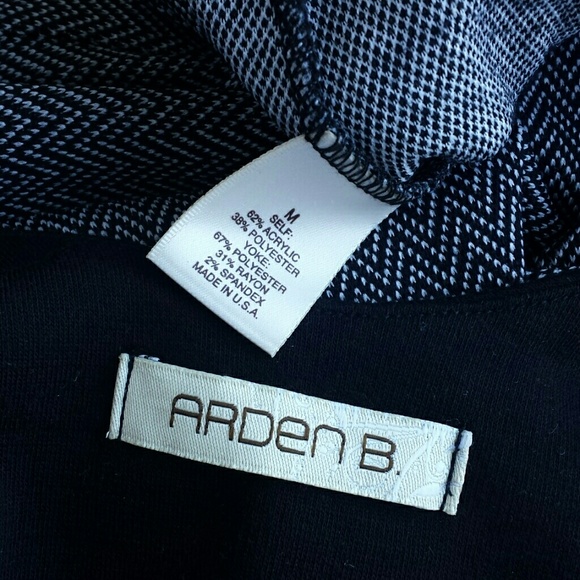 *SOLD*ARDEN B STRETCH FIT DRESS* - Picture 4 of 4