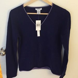 100% Cashmere Sweater. Size Medium