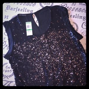 ❤️NWT❤️ Black Sequined Top
