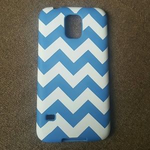 Samsun s5 cell phone case - blue and white chevron