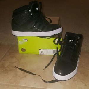 Adidas high tops 7.5 black