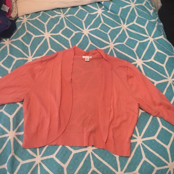 Short sleeved cardigan