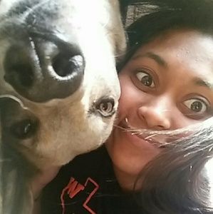 Meet your Posher, Maya