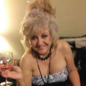 Meet your Posher, Nancy