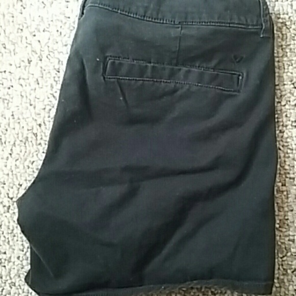 American eagle khaki shorts