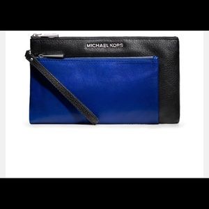 Michael Kors Wristlet!