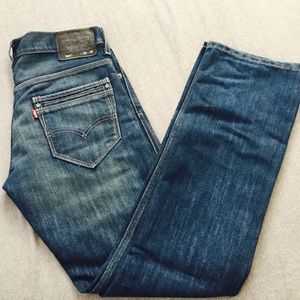Like new Levi's men's slim boot cut blue jeans 527