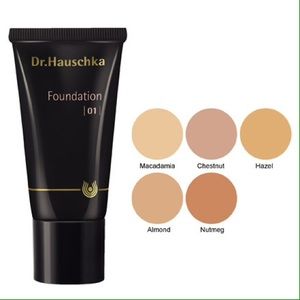 Dr. Haushka translucent foundation in #3 and #4