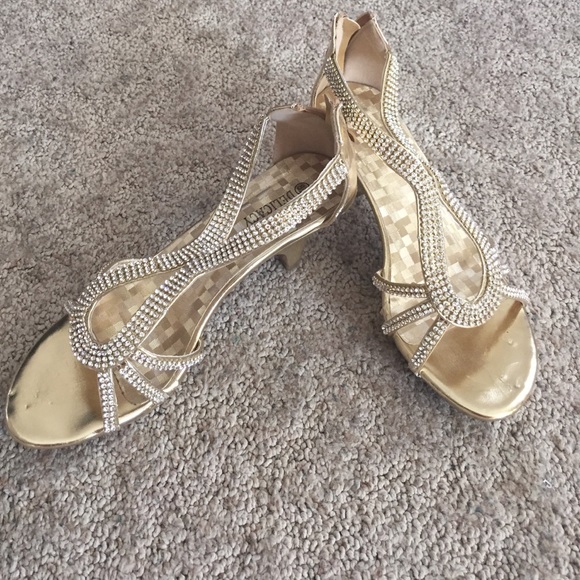 Gold dress sandals