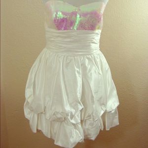 Betsy Johnson white and sequin party dress
