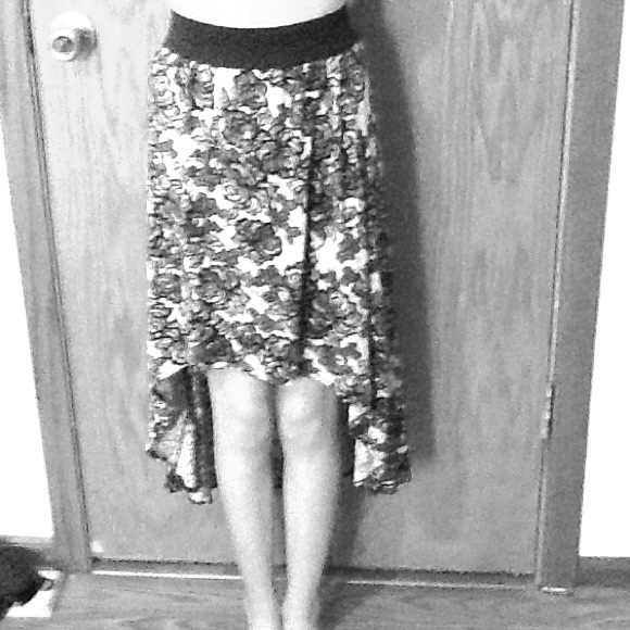 Wet Seal lace print skirt