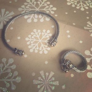 Silver set!