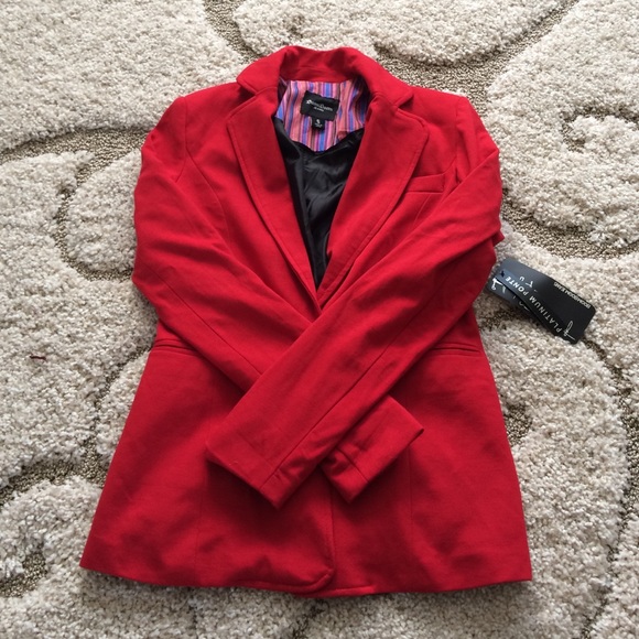 Red blazer - Picture 3 of 3