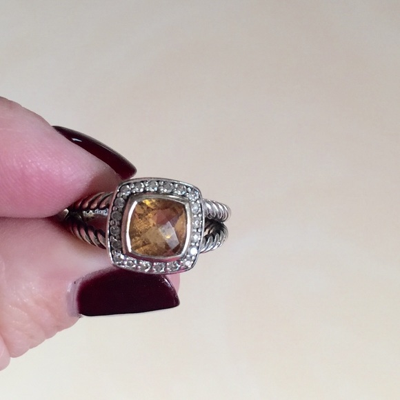 Sold🚫David Yurman Petite Albion Ring