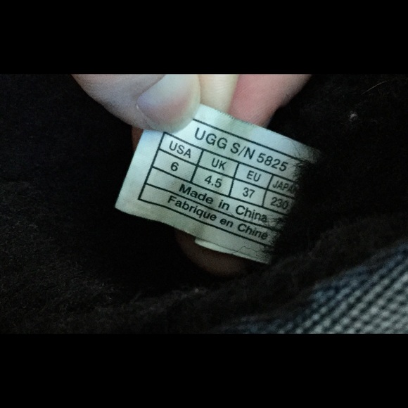 ❗️sold❗️UGG boots-authentic - Picture 3 of 4