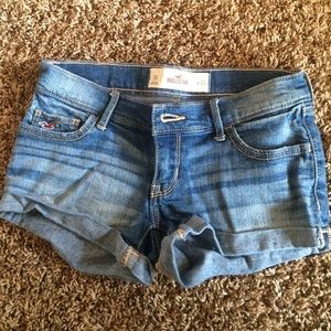 Hollister shorts