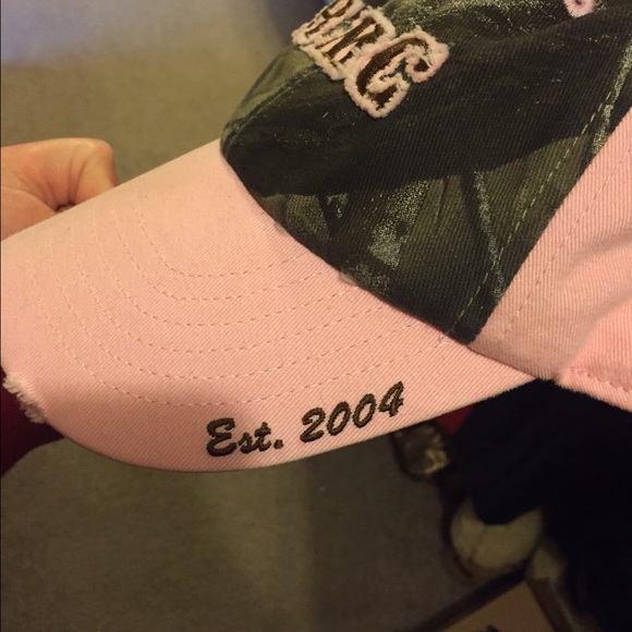 Hat - Picture 2 of 3