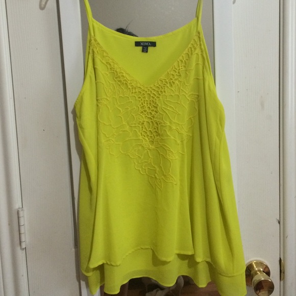 XOXO BLOUSE. NEVER WORN.