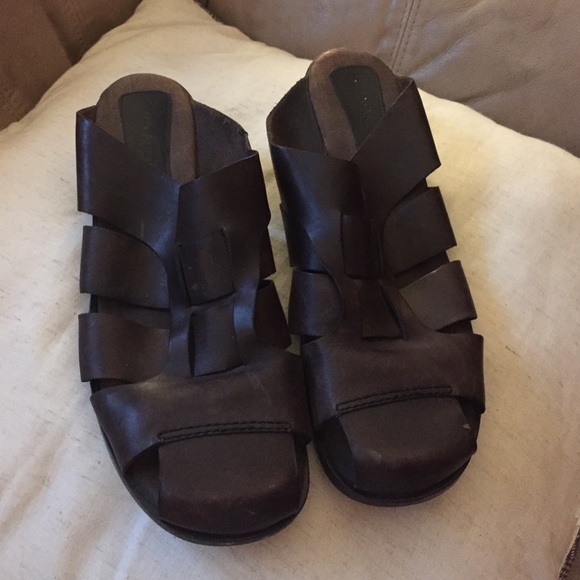Leather sandals