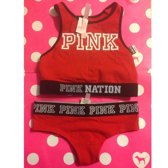 BNWT VS PINK fashion show sport bra and panty