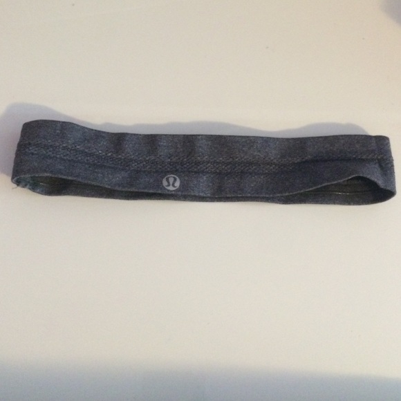 Lululemon gray headband