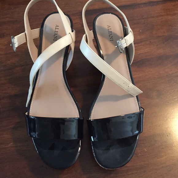 Wedges black and beige