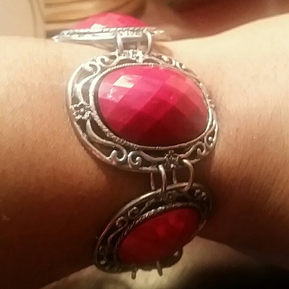 Bracelet - Picture 2 of 4