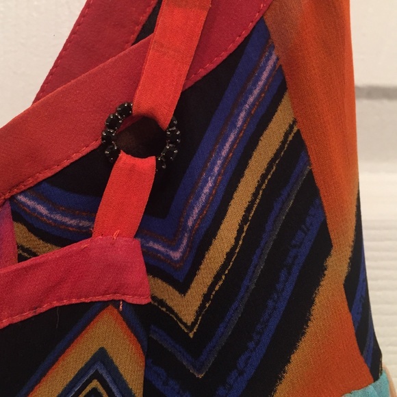 Colorful criss cross dress - Picture 2 of 3