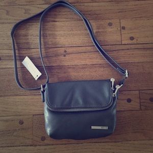 Kenneth Cole Reaction messenger bag