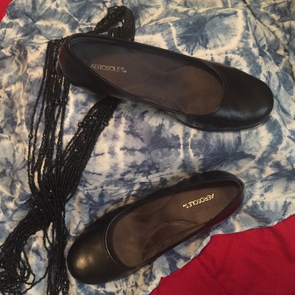 Aerosoles Classic pump.